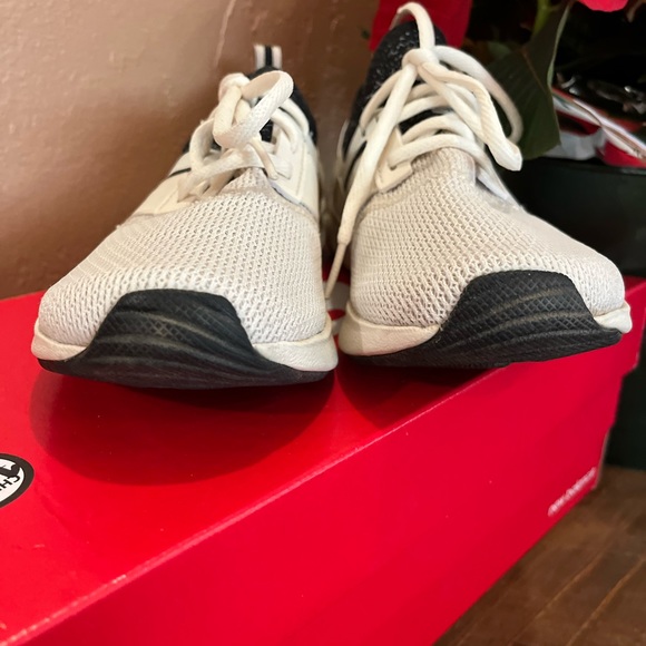 NEW BALANCE NERGIZE SPORT TRAINING SHOE - WOMEN'S - Picture 7 of 11